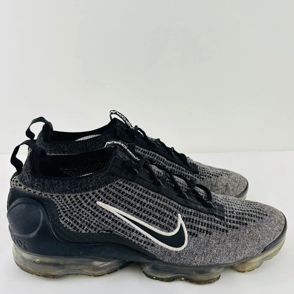 Nike Air VaporMax 2021 Flyknit Oreo Gray Shoes Mens Size 13 Running DC9394-001